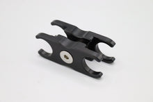 Load image into Gallery viewer, Anvil Double Ball Clamp 1&quot;